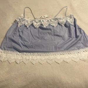 NWT Express cropped tank size large